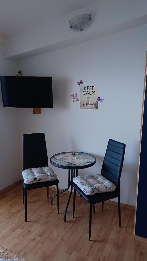 Apartmani Mary Dugi Rat Ngoại thất bức ảnh