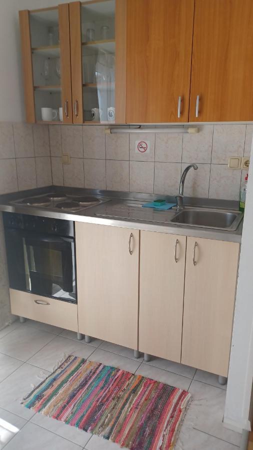 Apartmani Mary Dugi Rat Ngoại thất bức ảnh