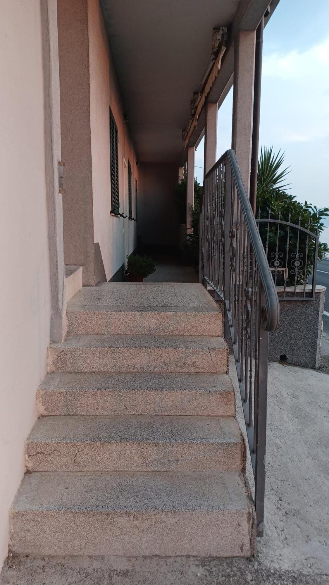 Apartmani Mary Dugi Rat Ngoại thất bức ảnh